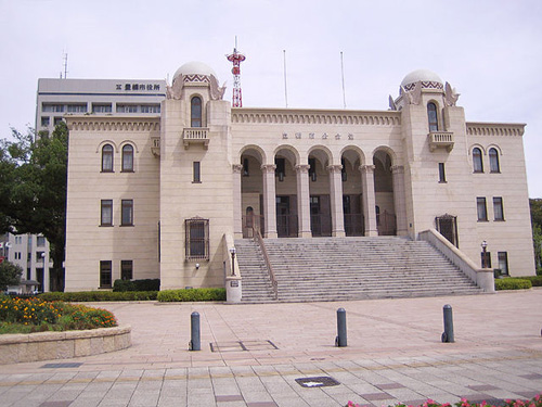 豊橋市公会堂