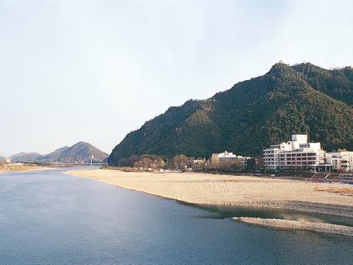 長良川